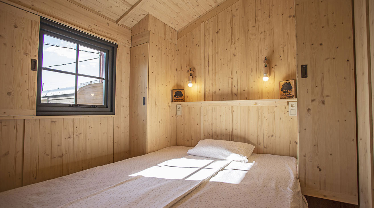 amplia dorm para 2 personas